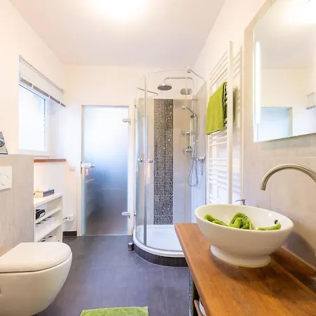 Modernes 1-zi-apartment Fuer 2 Personen, Ruhig & Nahe Bamberg